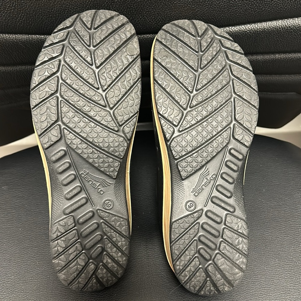Black Slip-On Clogs with Purple Insole - Picture 3 of 3